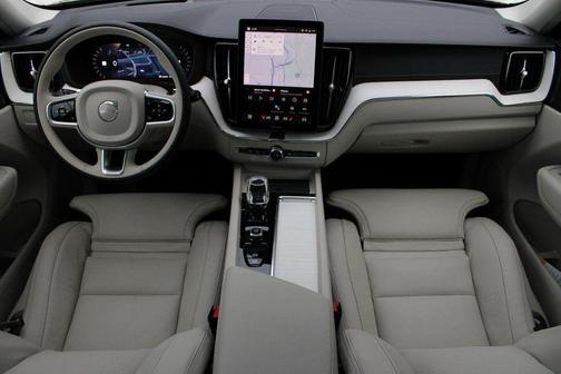 2026 Volvo XC60 B5 Ultra