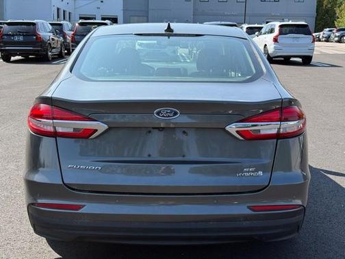 2019 Ford Fusion Hybrid SE