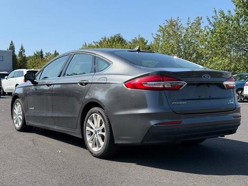 2019 Ford Fusion Hybrid SE