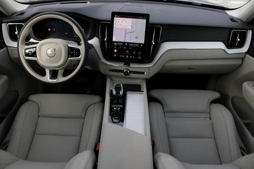 2026 Volvo XC60 B5 Ultra