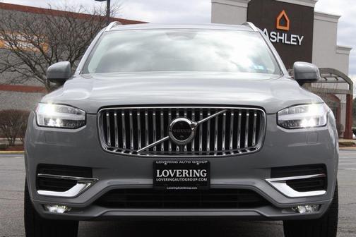 2024 Volvo XC90 B5 Plus Bright Theme