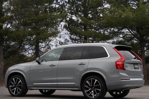 2024 Volvo XC90 B5 Plus Bright Theme