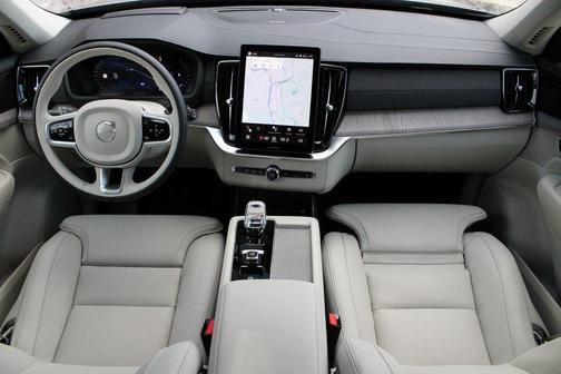 2026 Volvo XC90 B6 Ultra 7-Seater