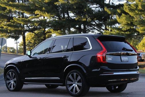 2023 Volvo XC90 Recharge Plug-In Hybrid T8 Plus 6 Passenger