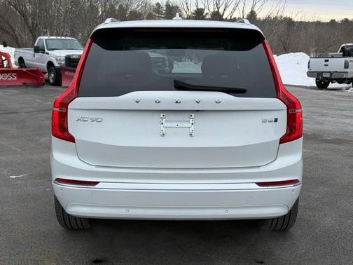2025 Volvo XC90 B6 Plus 6-Seater