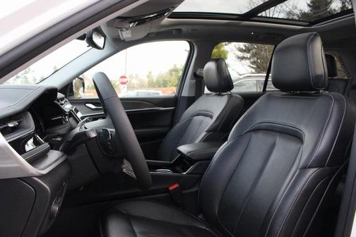 2022 Jeep Grand Cherokee 4xe Base