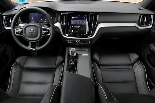 2024 Volvo S60 B5 Plus Black Edition