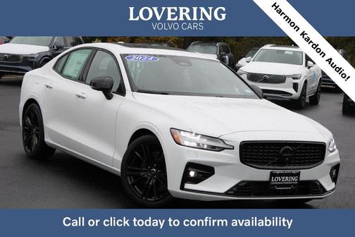 2024 Volvo S60 B5 Plus Black Edition