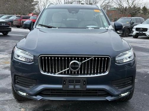 2023 Volvo XC90 B6 Core