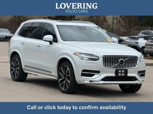 Crystal White Metallic 2023 Volvo XC90 B5 Plus