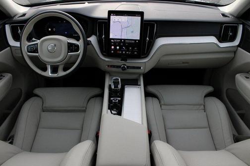 2026 Volvo XC60 B5 Ultra