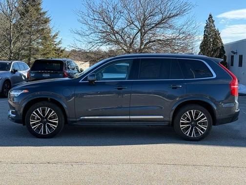2024 Volvo XC90 Recharge Plug-In Hybrid T8 Plus Bright Theme 7 Passenger