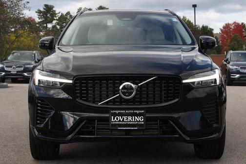 2025 Volvo XC60 Plug-In Hybrid T8 Plus