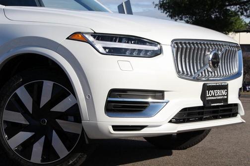 2025 Volvo XC90 Plug-In Hybrid T8 Ultra 6-Seater