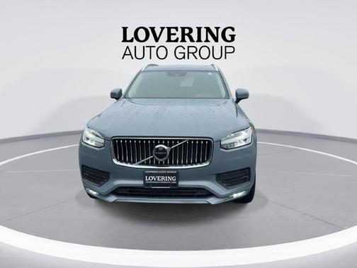 Thunder Gray Metallic 2021 Volvo XC90 T6 Momentum 7 Passenger