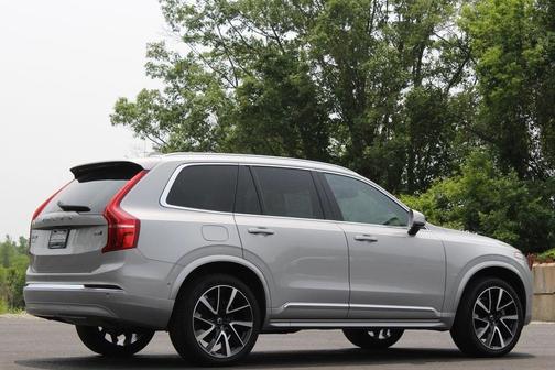 2024 Volvo XC90 B6 Plus Bright Theme 7-Seater