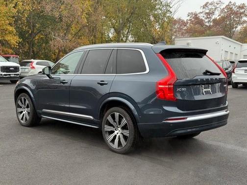 2025 Volvo XC90 Plug-In Hybrid T8 Ultra 7-Seater