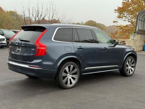 2025 Volvo XC90 Plug-In Hybrid T8 Ultra 7-Seater