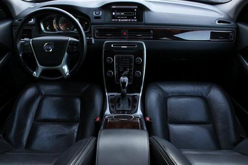 2014 Volvo XC70 3.2