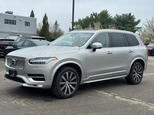 2023 Volvo XC90 B6 Plus 6-Seater