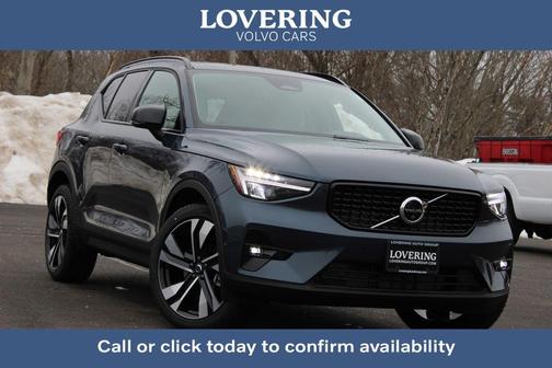 2026 Volvo XC40 B5 Plus