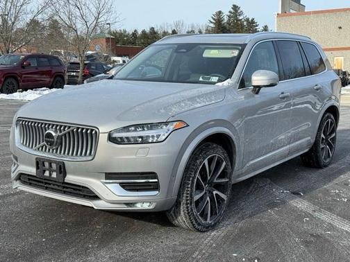2024 Volvo XC90 B5 Plus Bright Theme