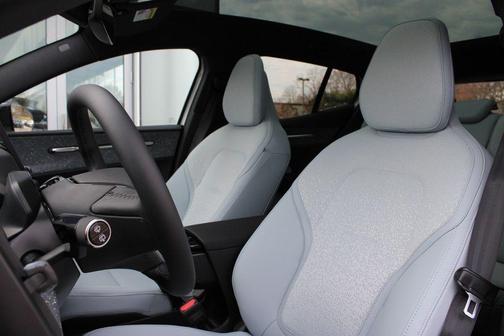 Crystal White 2026 Volvo EX30 Twin Motor Ultra