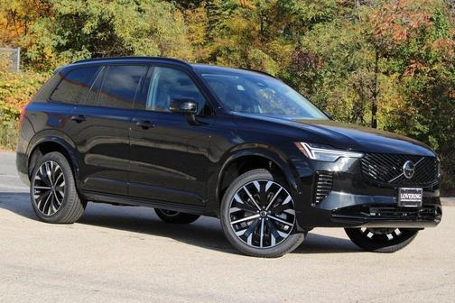 2026 Volvo XC90 B6 Ultra Dark Theme 7-Seater