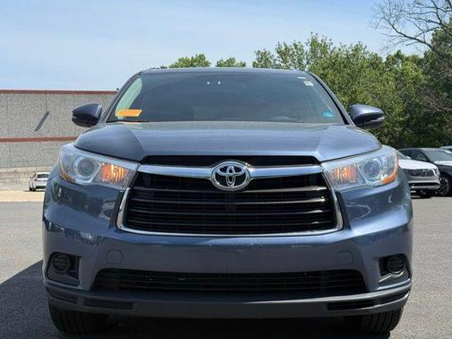 Shoreline Blue Pearl 2016 Toyota Highlander LE