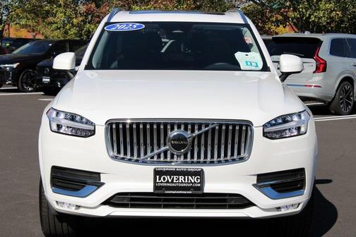 2025 Volvo XC90 B5 Core