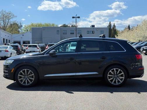Orca Black Metallic 2019 Audi Q7 55 Prestige