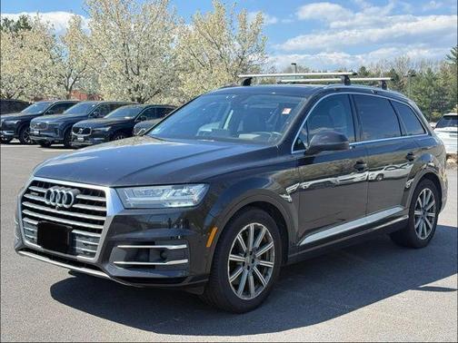 Orca Black Metallic 2019 Audi Q7 55 Prestige