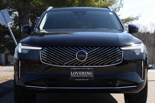 2025 Volvo XC90 B6 Plus 7-Seater