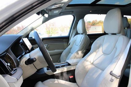 2026 Volvo XC90 B6 Ultra 7-Seater