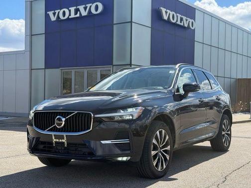 Onyx Black Metallic 2023 Volvo XC60 B5 Core