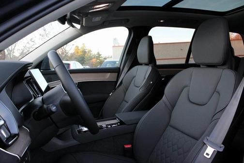 2026 Volvo XC90 Plug-In Hybrid T8 Core