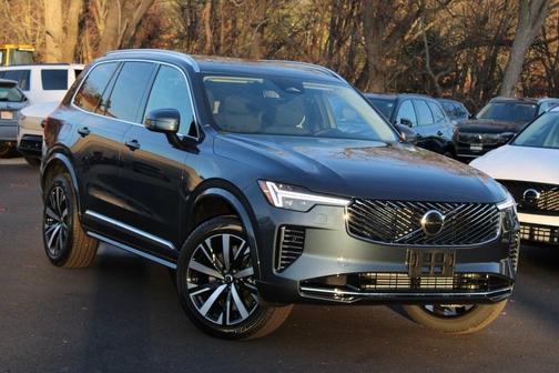 2026 Volvo XC90 Plug-In Hybrid T8 Core