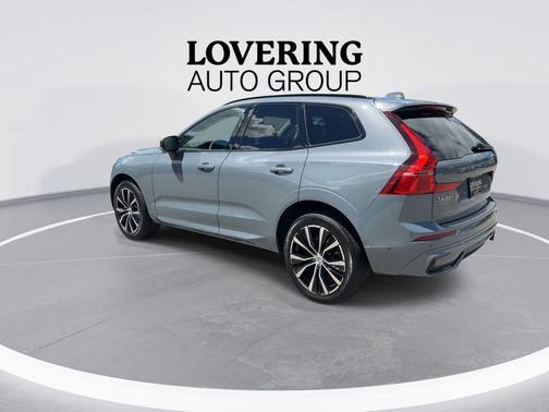Thunder Gray Metallic 2023 Volvo XC60 B5 Plus Dark Theme