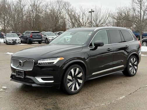 2023 Volvo XC90 Recharge Plug-In Hybrid T8 Ultimate Bright Theme 7-Seater