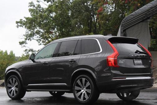 2024 Volvo XC90 B6 Plus Bright Theme 6-Seater