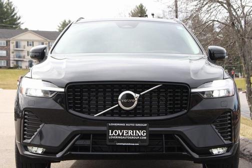 2025 Volvo XC60 B5 Core