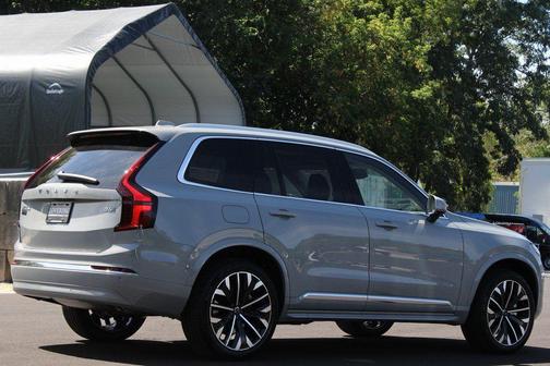 2026 Volvo XC90 B6 Plus 7-Seater