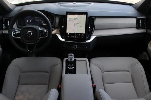 2026 Volvo XC90 B5 Plus 7-Seater