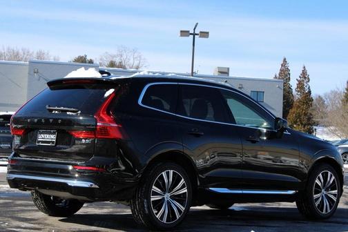2023 Volvo XC60 B5 Plus Bright Theme
