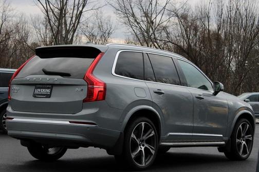 2024 Volvo XC90 B6 Plus Bright Theme 7-Seater