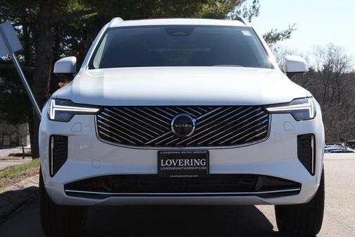 2025 Volvo XC90 B6 Plus 7-Seater