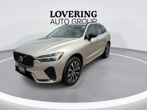 Bright 2025 Volvo XC60 B5 Plus