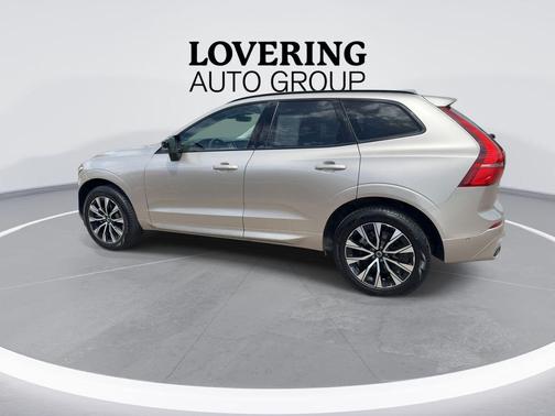 Bright 2025 Volvo XC60 B5 Plus