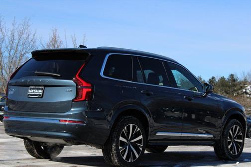 2026 Volvo XC90 B5 Core