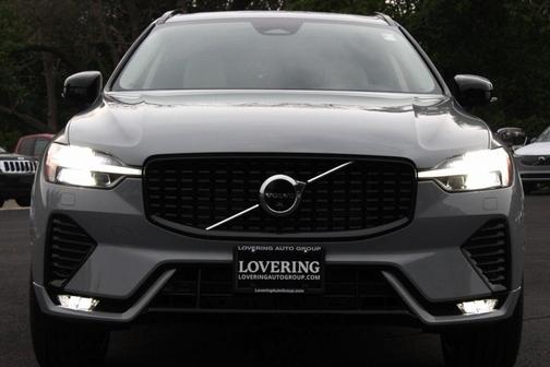 2025 Volvo XC60 B5 Ultra